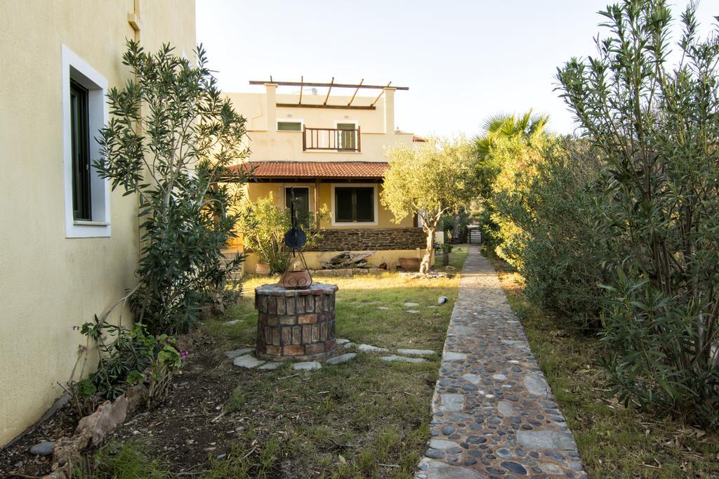 Villas Paleochora Стая снимка